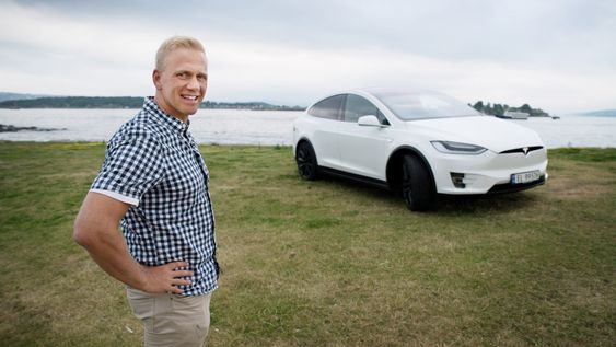 Bertin Torgersen var fornøyd med prøveturen med Tesla Model X.