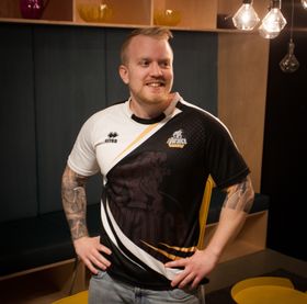 Henrik Årdahl har stor tro på at Overwatch blir populært innen e-sport.
