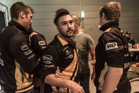 Ruben «RUBINO» Villarroel og resten av Dignitas er klare for turneringen.
