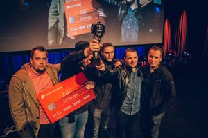 LGR fra venstre: Eetu «sAw» Saha, Saku «SAGGERTRON» Jokinen, Sami «xseveN» Laasanen, Lasse «ZOREE» Uronen og Slaava «Twista» Rasanen.