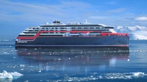 Hurtigruten_Side_Rolls-Royce.300x169.jpg