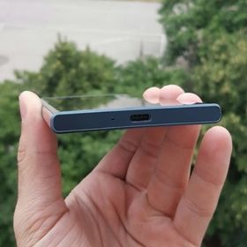 I bunnen finner vi en splitter ny USB Type-C-kontakt.