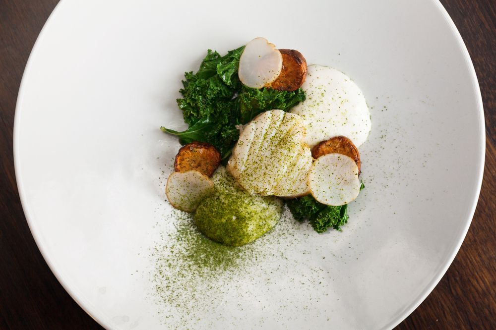Klippfisk med pil pil, jordskokk og estragonpulver.