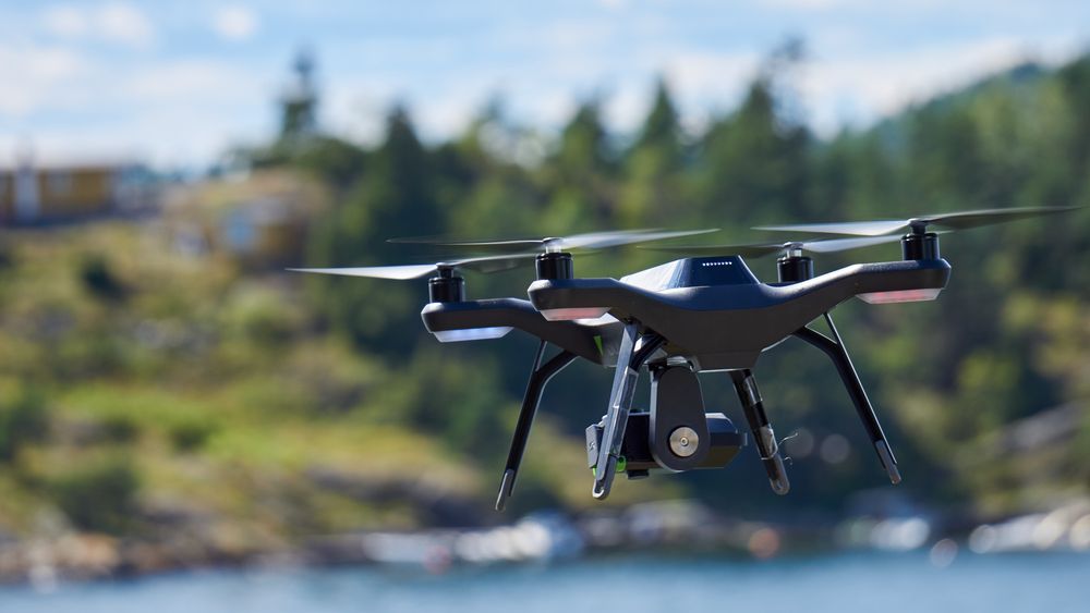 Solo er en knallbra drone, men det koster å være kar. Det blir derfor spennende å se hva resultatet blir når DJI Phantom 4-testen går inn for landing.