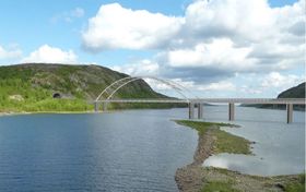 Bøkfjordbrua er en 284 meter lang buebru av stål, som skal bygges 200 meter nedenfor den eksisterende brua ved Elvenes. Brua er foreløpig forsinket, men skal om alt går etter planen være ferdig i løpet av 2017.