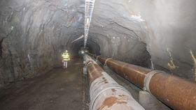 Adkomsttunnelene kan være små og trange. Den kommende løsningen utvikles med tanke på å fraktes gjennom slike tunneler.