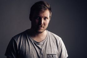 Niklas Baarli skal jobbe med e-sport i regi av NRK neste år.
