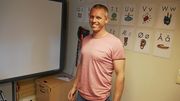 ENESTE MANN: Martin Høy er eneste mannlige lærer blant førsteklassingene ved Kolbotn skole.