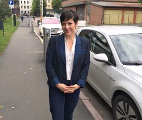 Monica Araya mener vi må jobbe for å bli kvitt fossilt drivstoff fullstendig.