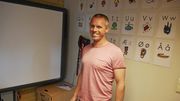 DEBATTEN STARTET MED DENNE KAREN: Martin Høy er den eneste mannlige læreren blant årets førsteklassinger. Han underviser ved Kolbotn skole.
