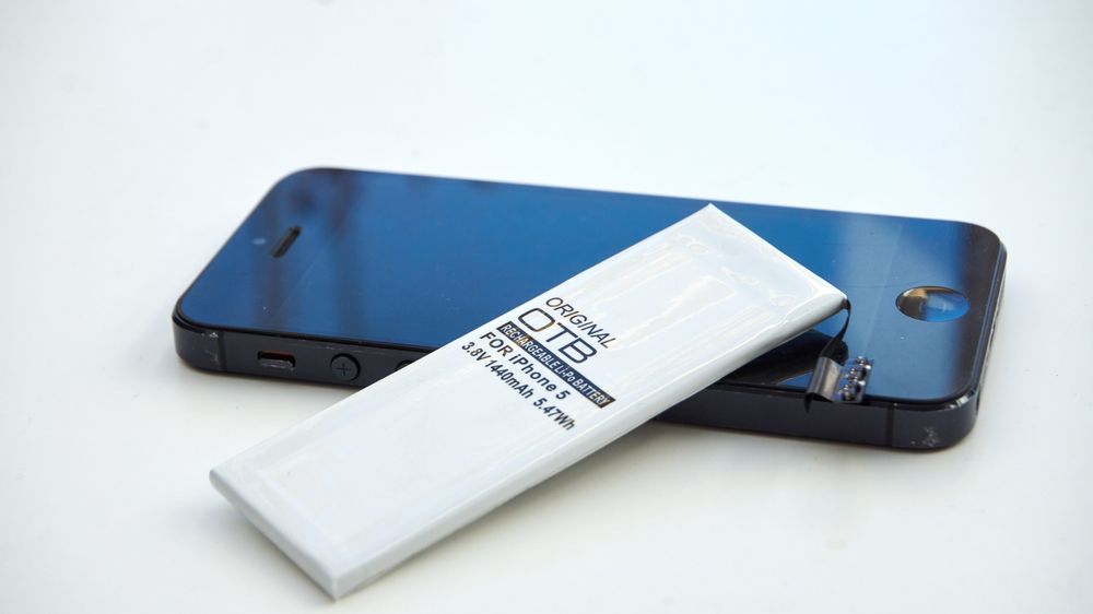 iPhone 5 og batteri fra OTB er en god kombo.