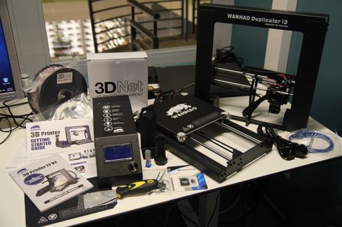 Wanhao Duplicator i3 V2.1 leveres flatpakket i tre deler og veier tilsammen ti kilo.