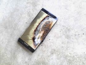 This is «the original», a real, burned the Galaxy Note 7.