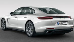 panamera2.300x169.jpg