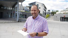 ØNSKER BYGGESAKENE PRIVATISERT: Frps Geir Amundsen tordner ut mot den ekstremt lange saksbehandlingstiden i kommunen.