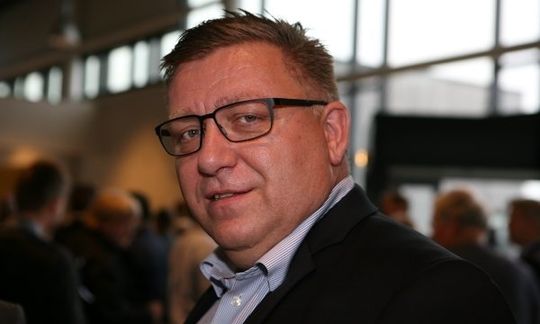 Lastebilen råder grunnen