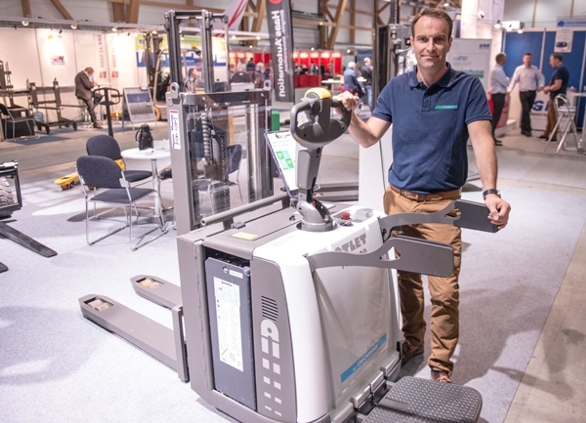 Per-Erik Mogren og UniCarriers er på plass på Hellerudsletta denne uken.