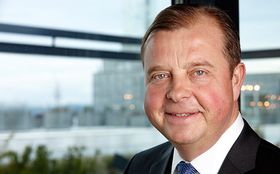 – Evry er tilbake, også for de største selskapene, sier konsernsjef, Bjørn Ivroth, i Evry til Finansavisen.