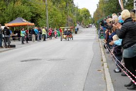 FART OG SPENNING: Kolbotn Grand Prix arrangeres for tiende gang søndag. Møt opp og se århundrets billøp!