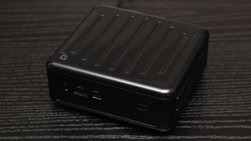 Med Kaby Lake passer ASRock Beebox-S enda bedre i stua.