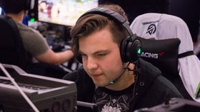 Top Lane-spiller i nDurance, Adrian «Dipzey» Kjellesvik.