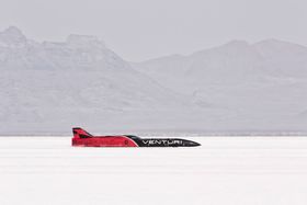 VBB-3 i Bonneville salt flats, Utah.