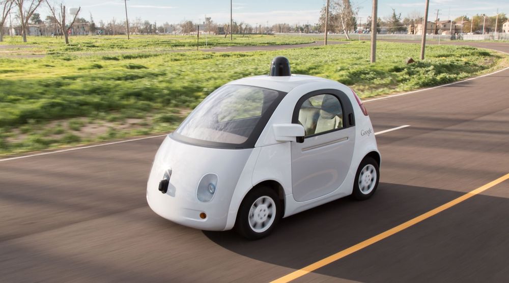 Direktør for Googles prosjekt for selvkjørende biler, John Krafcik, svarer om hvorfor han mener robotbiler er fremtiden, og hva han mener gjenstår før dette blir dagligdags.