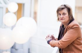 Elin Ørjasæter - som nå vil trekke seg fra Kringkastingsrådet.