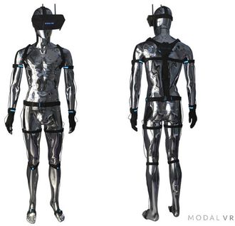 En «full-body tracking suit» er ekstrautstyr, og ikke nødvendig – men vil ifølge Modal VR gi bedre presisjon og mulighet til å registrere for eksempel håndbevegelser.