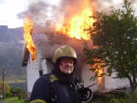 Trond Fiskaa har jobbet som røykdykker og brannmann i 20 år.