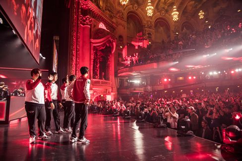 SKT etter seieren mot RNG i kvartfinalen.