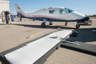 P2006T-flyet etter ankomst fra Napoli i sommer. Skroget skal nå til Scaled Composites i Mojave der det skal få nye vinger med integrerte elmotorer.