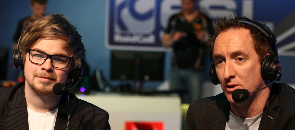 Simen Aas Henriksen til venstre under ESL One april 2013.