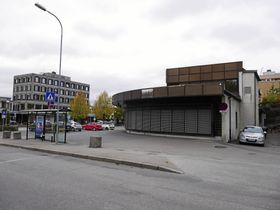 KAN BLI BOLIGOMRÅDE: Dagens DNB-bygg kan bli revet og erstattet.