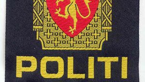 Politi_emblem_rektangel0604220107.300x16