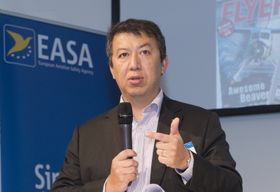 PÅ BALLEN: EASA-sjef Patrick Ky bekrefter i et brev til Wingley at de opererer innenfor reglene.