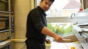 HJEMMELAGET: Pizzasausen er hjemmelaget, som så mye annet hos Kolbotn Grill'd.