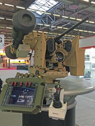 Protector med Javelin.