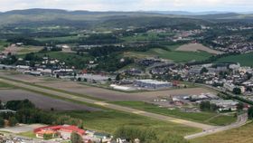 UVISS FREMTID: Det er sikkert at Forsvaret forlater Kjeller. Hva som skjer med flyplassen er derimot uvisst.
