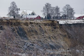 Rasområdet i Sørum. Tre litauere er antatt omkommet etter jordraset torsdag.