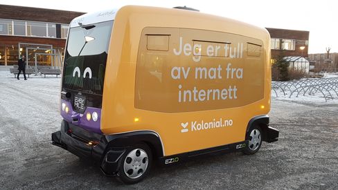 This leveringsbilen is no rocket. Usually kjører of the 20 km/h.
