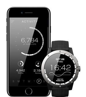Akkurat hvor omfattende kommunikasjonen mellom klokke og app er sier ikke Indiegogo-kampanjen så veldig mye om.
