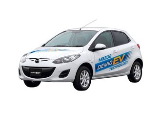 Mazda Demio er kjent som Mazda 2 i Europa. Et lite antall elbilutgaver er produsert i Japan.