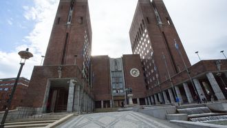 Litt færre konsulenter, mer sentralisering og flere egne IT-folk. Det er noe av resepten når Oslo sikter mot det såkalte digitale skiftet.