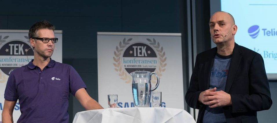 Leder for privatmarkedet i Telia, Svein Henning Kirkeng og sjef for Telenors mobilvirksomhet i Norge, Bjørn Ivar Moen, var enige om at et krav om at kunder skal kunne velge operatør fritt der de er, vil redusere investeringene i mobilnett.
