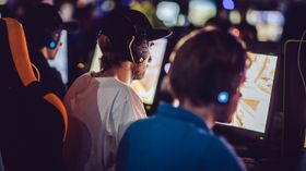 Oslo Lions vant høstsesongen av Overwatch i Telenorligaen. Nå satser de internasjonalt. Her er de på Gigacon 2016.