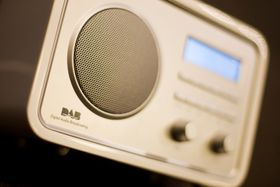 Radiolyttingen generelt er nede 10 prosent.