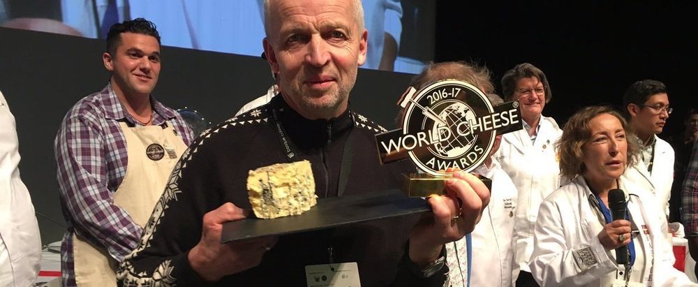 Pappa Gunnar Waagen var til stede under World Cheese Awards.