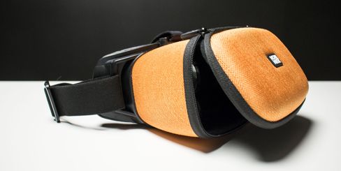 Til tusen kroner burde man kunne forvente mer enn spesielle linser og en fin innpakning.