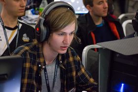 Jon Olav «Bigfat» Holland prøver seg på Origens Challenger-lag.
